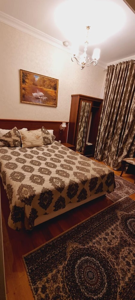 Classic Room, 1 King Bed