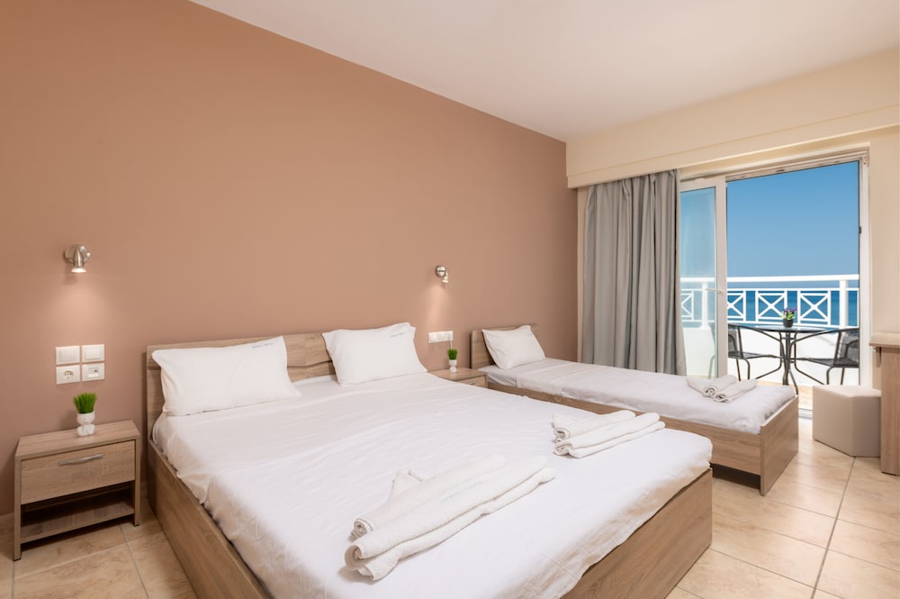 Superior Triple Room, Sea View