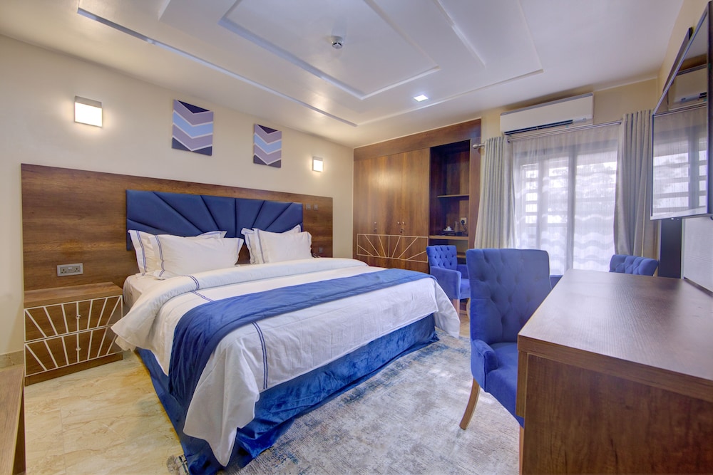 Deluxe Room - Photo 4