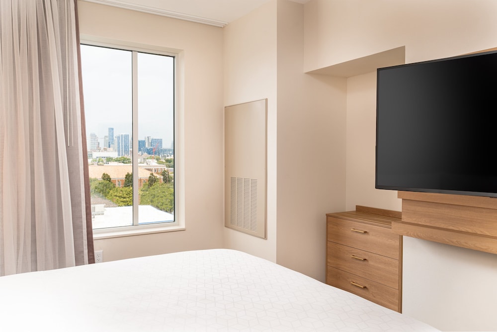 Suite, 1 Bedroom, Kitchen photo 3