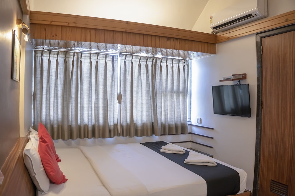 Executive Ac Room