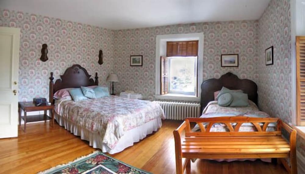 Flora's Room photo 3