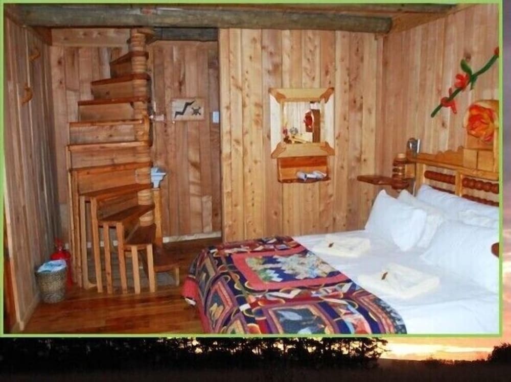 Faraway Treehouse photo 1