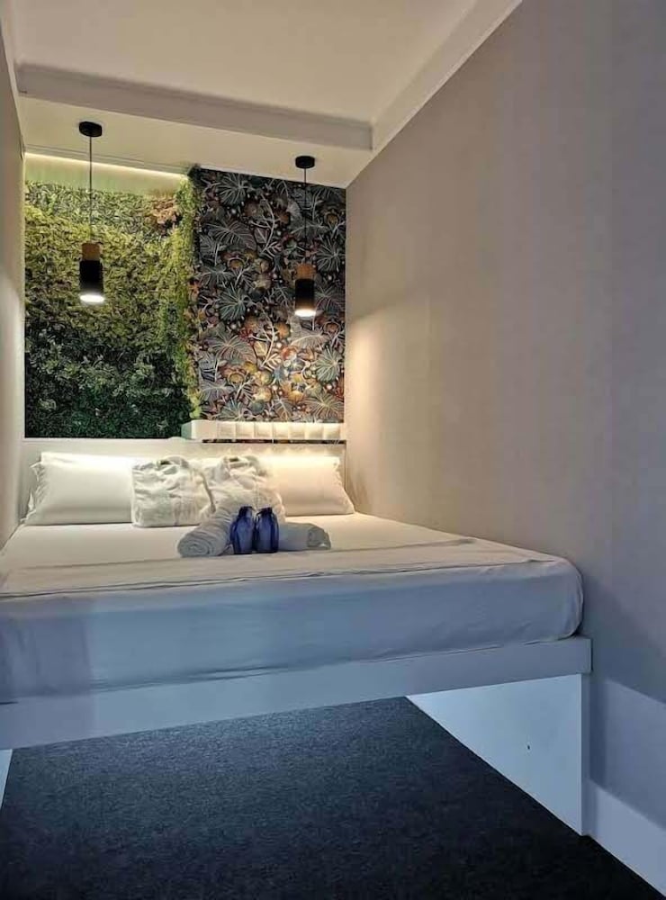 Mini Double Room con baño compartido photo 2
