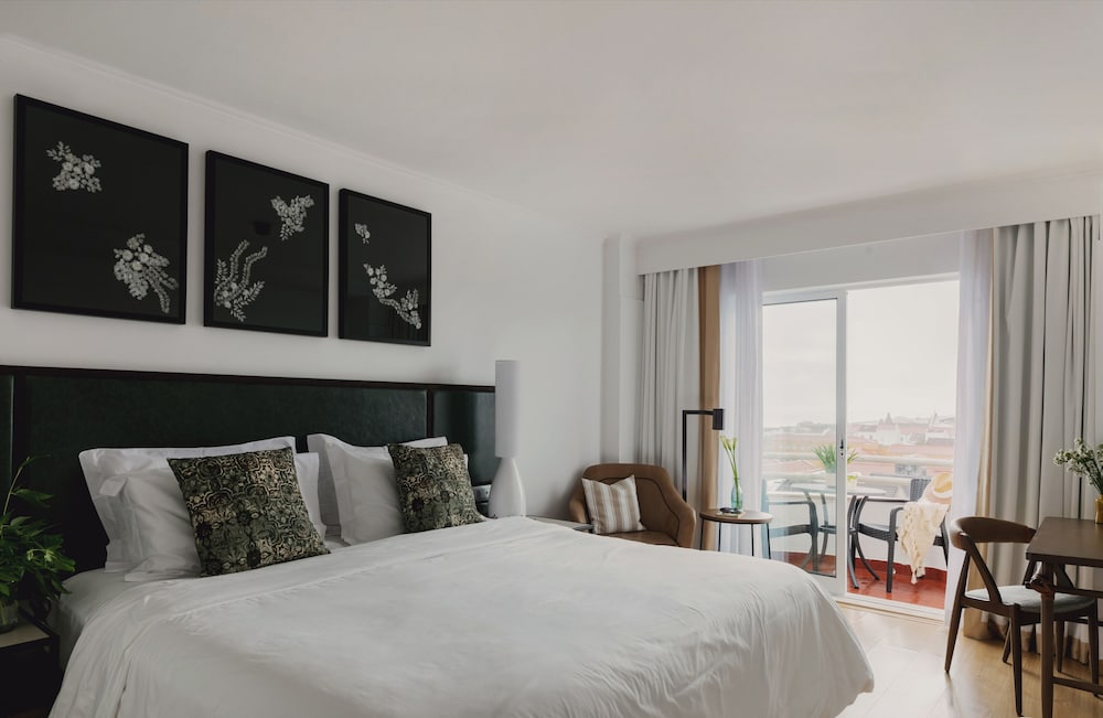 Business Double or Twin Room - Photo 7