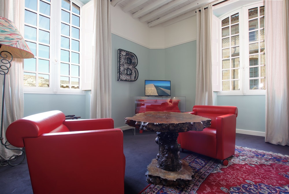 La Suite Rouge Et Son Ambiance Boisee