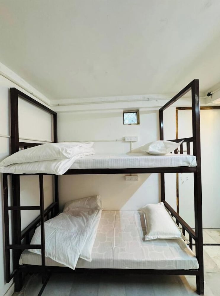 Superior Shared Dormitory