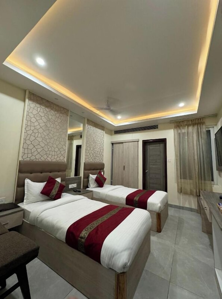 Premium Room - Photo 6