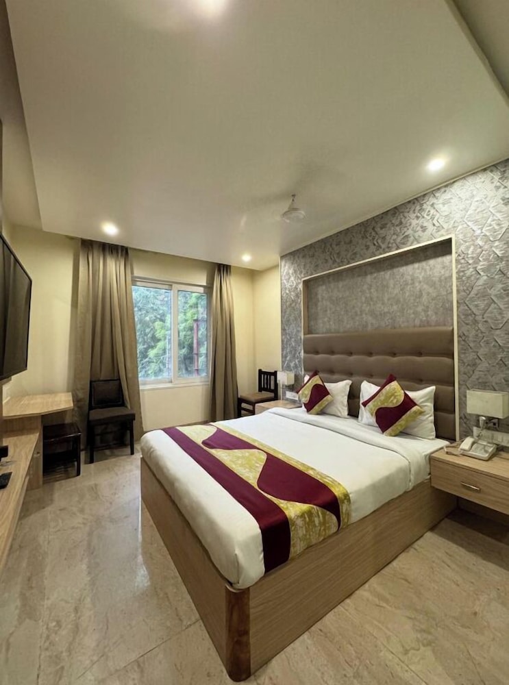 Premium Room - Photo 5
