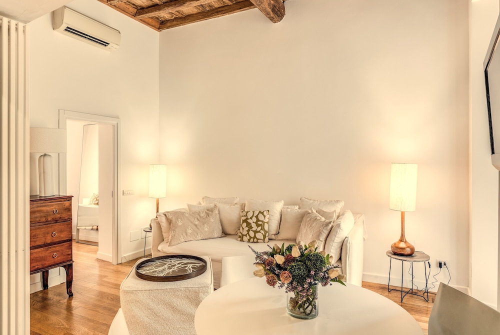 Deluxe Apartment, 2 Bedrooms, City View, Annex Building