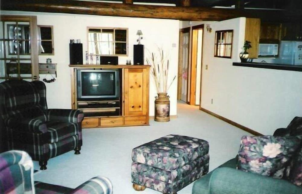 Deluxe Cabin, 2 Bedrooms, Non Smoking, Mountain View