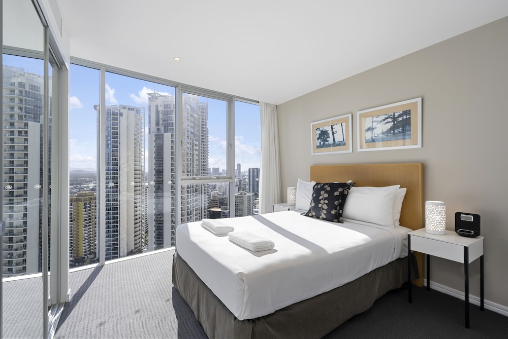 Signature Apartment, Multiple Beds, 2 Bathrooms