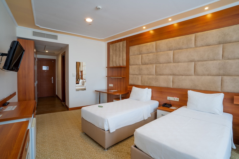Standard Twin Room, 2 Twin Beds photo 1
