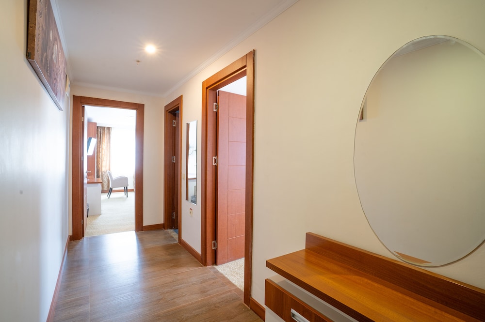 Suite photo 1