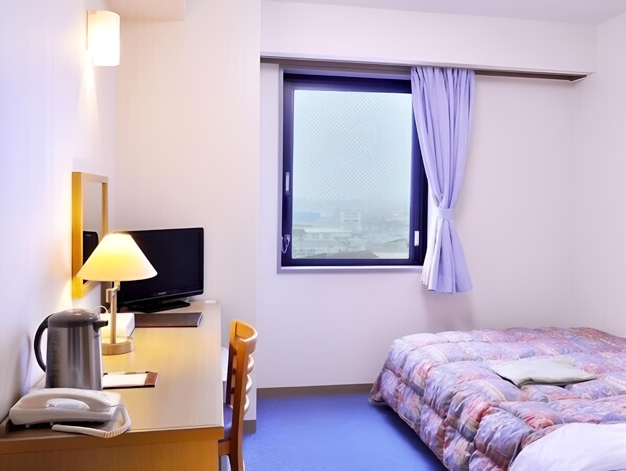 Single Room, Smoking photo 1