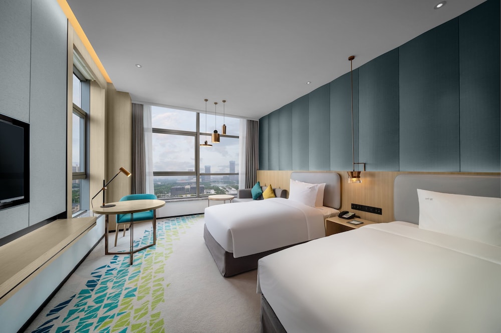 Standard Room, 2 Double Beds, Lake View - Photo 1