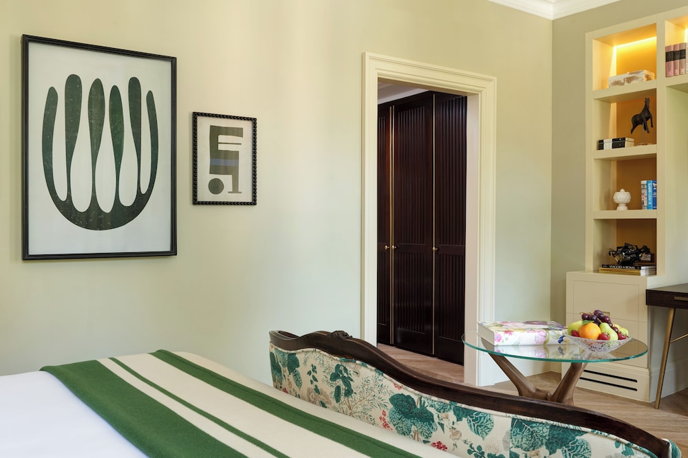 Deluxe Room, Garden View