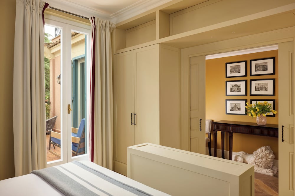 Suite, Terrace (Vaselli)
