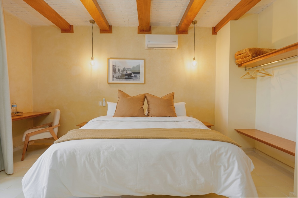 Superior Room, Balcony, City View photo 1