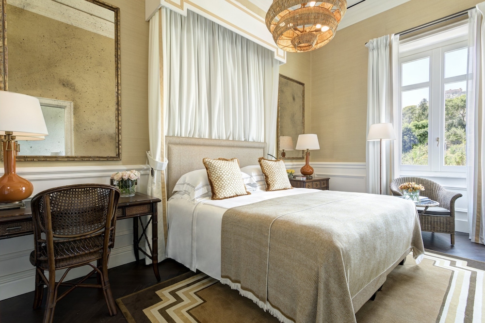 Superior Suite - Photo 2