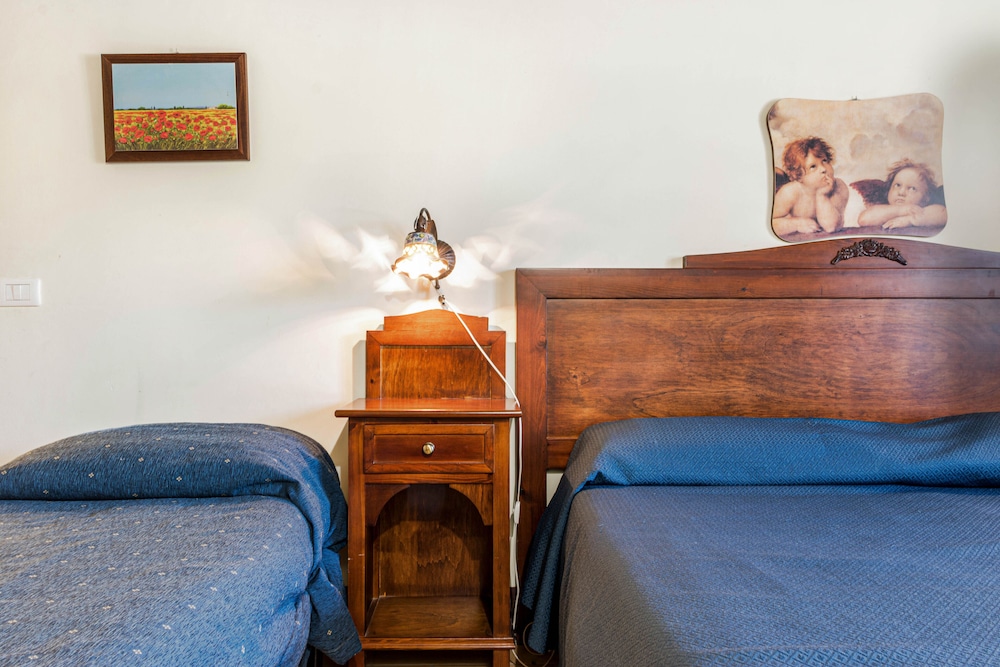Family Quadruple Room photo 2