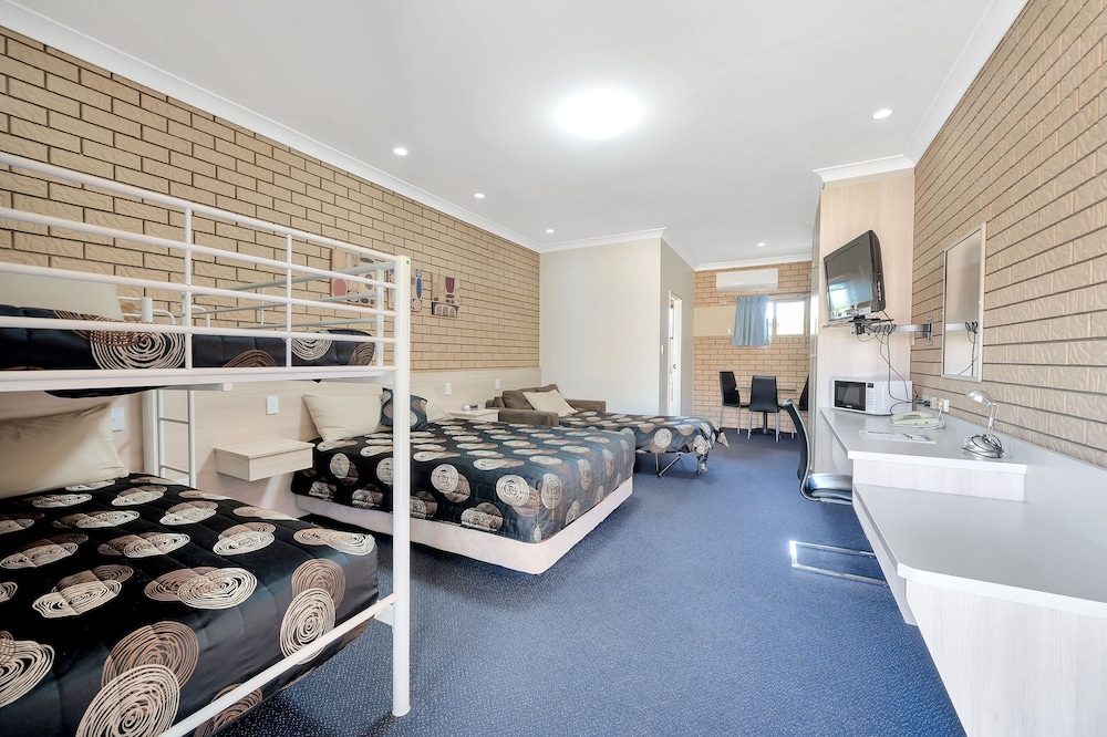 Family Room, Non Smoking (Family Bunk Room) photo 1