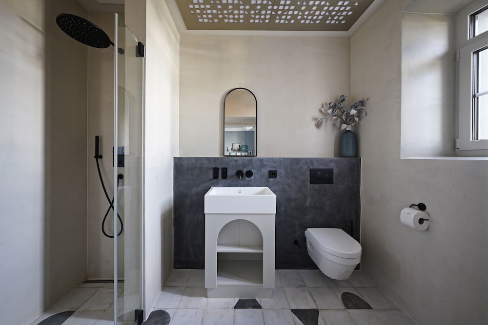 Medium Room - Photo 6