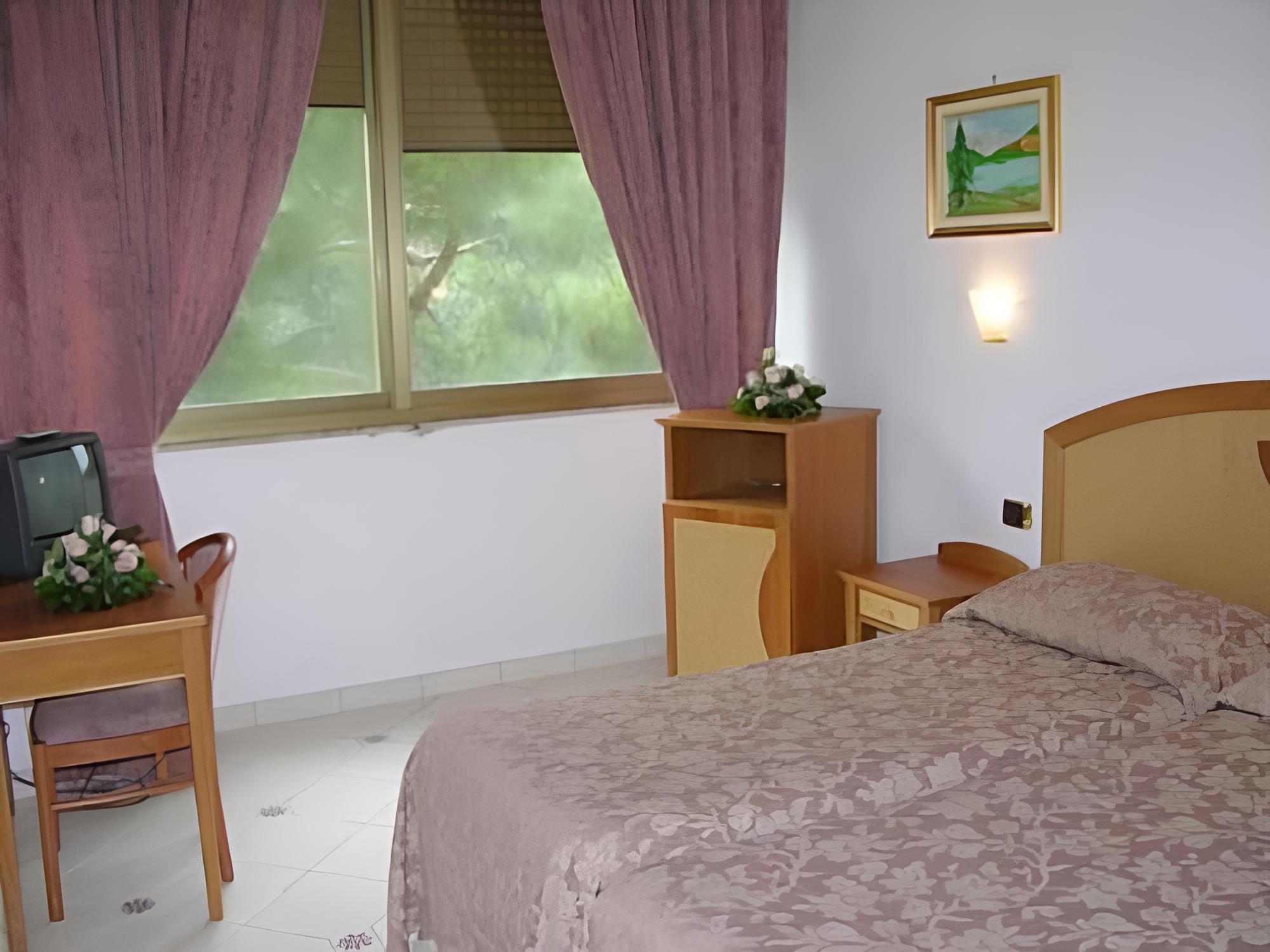 Standard Single Room