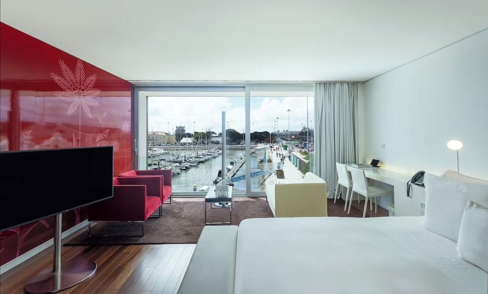 Deluxe Double Room, River View - Photo 1