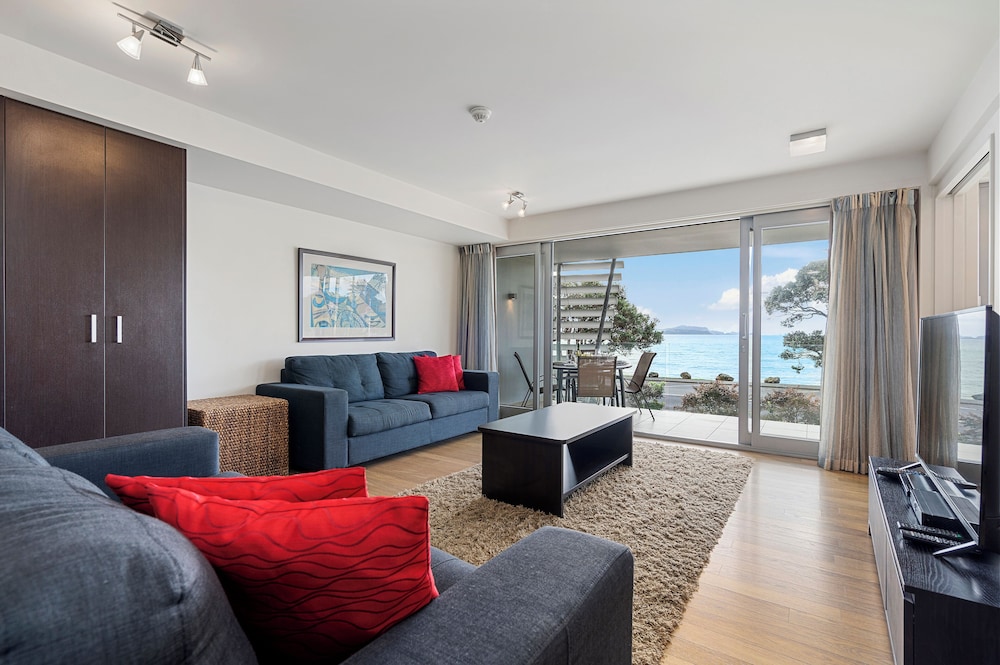 Apartment, 2 Bedrooms, Balcony, Beach View
