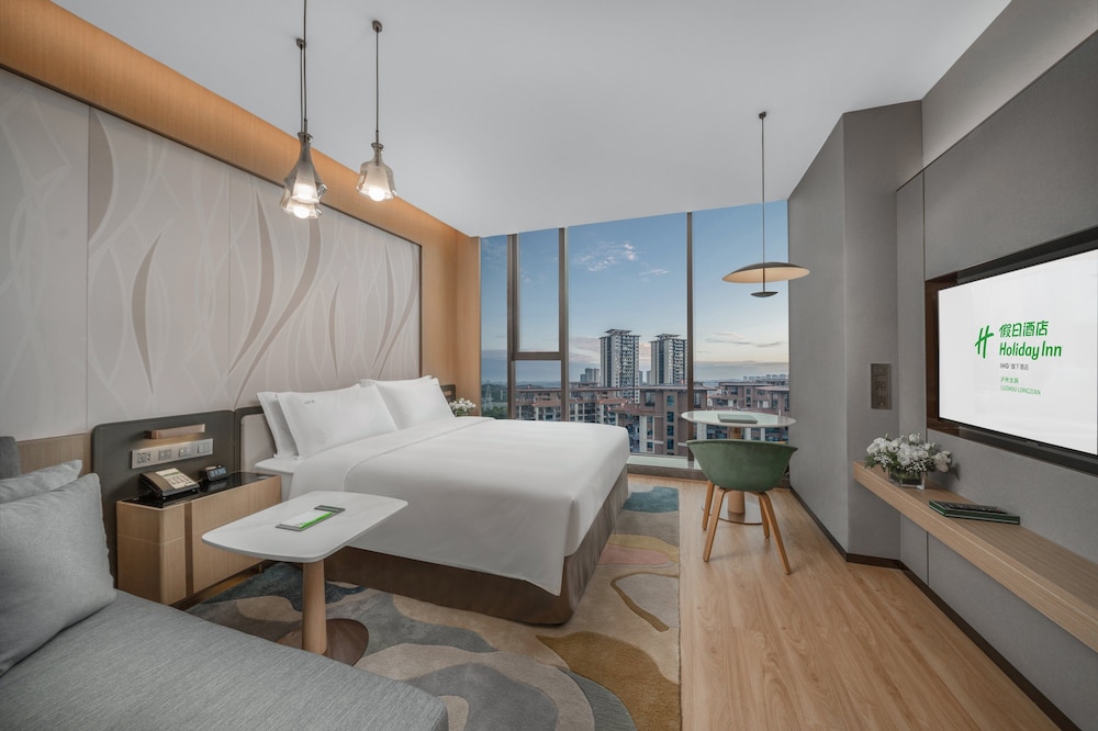 Standard Room, 1 King Bed (High Floor) photo 2
