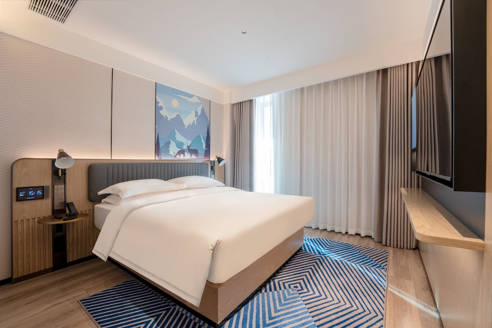Executive Suite, City View photo 2