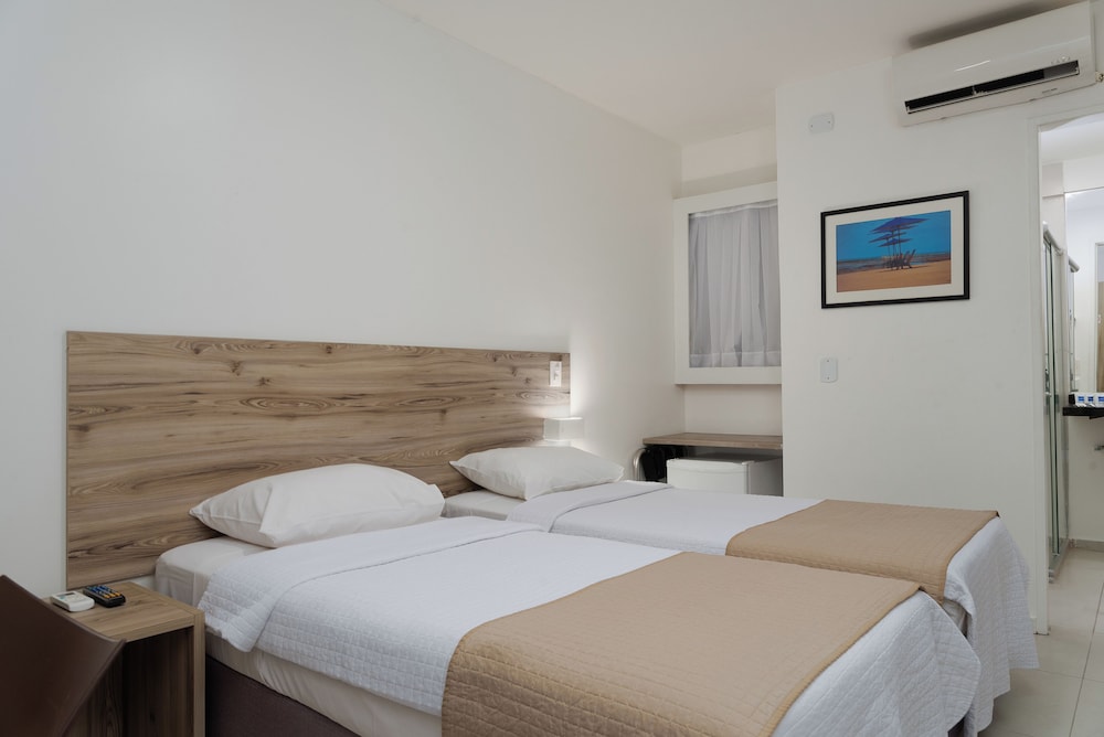 Premium Double Twin (2 single beds and no sea view) photo 2