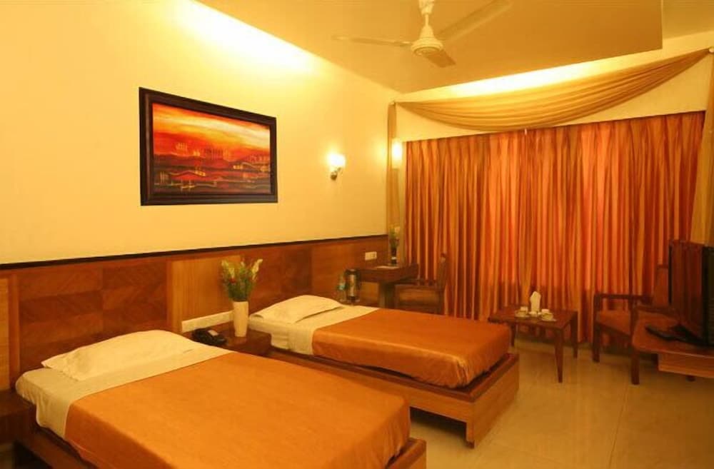Deluxe Double Or Twin Room, City View