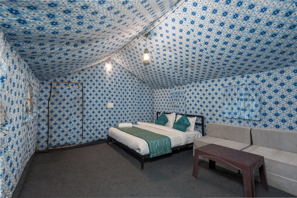 Deluxe Tent, Balcony, Mountain View