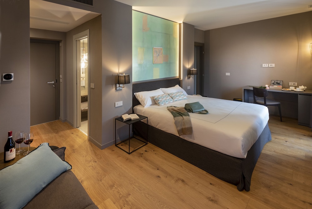 Deluxe Double Room photo 1