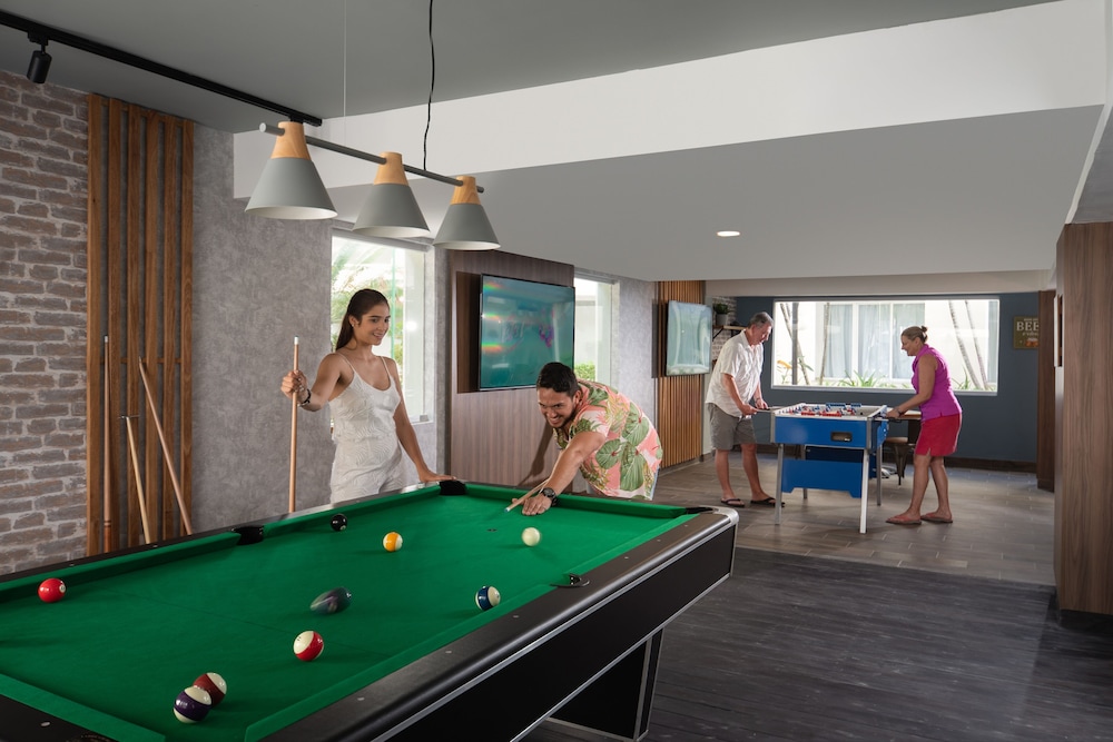 Exclusive Room, 2 Double Beds, Pool View - Photo 7
