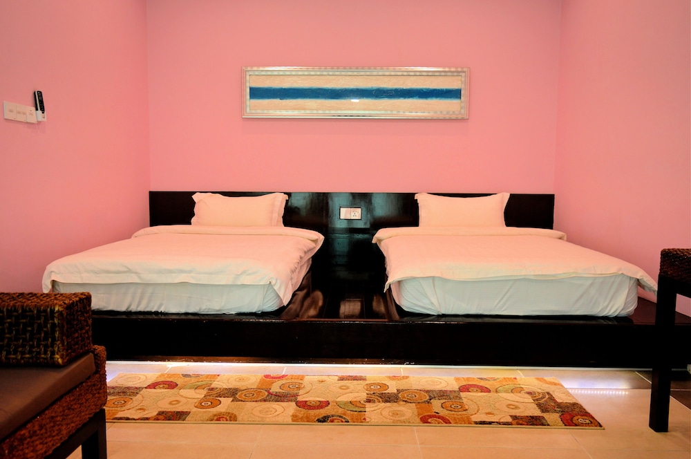 Deluxe Twin Room photo 3