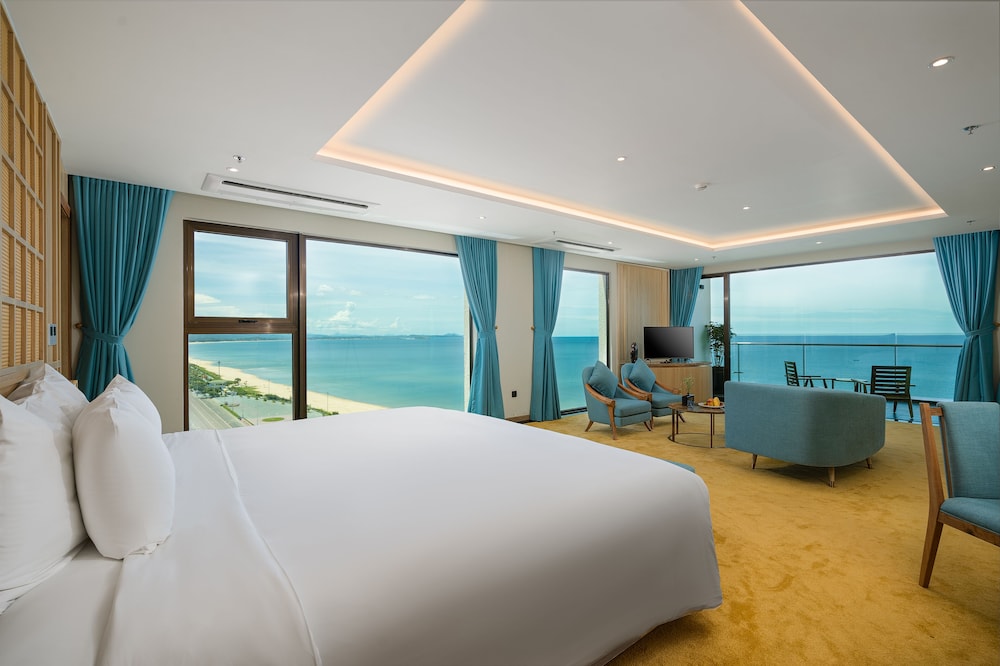 Presidential Suite photo 2