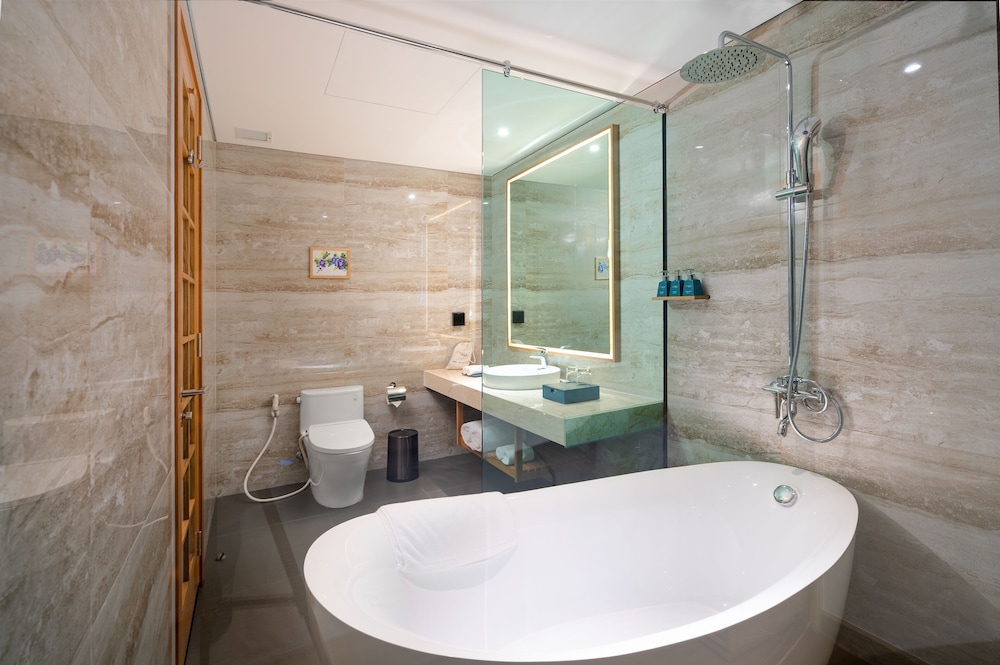 Penthouse - Photo 2