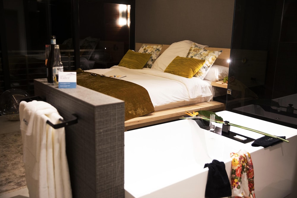 Standard Double Room, 1 Bedroom - Photo 7