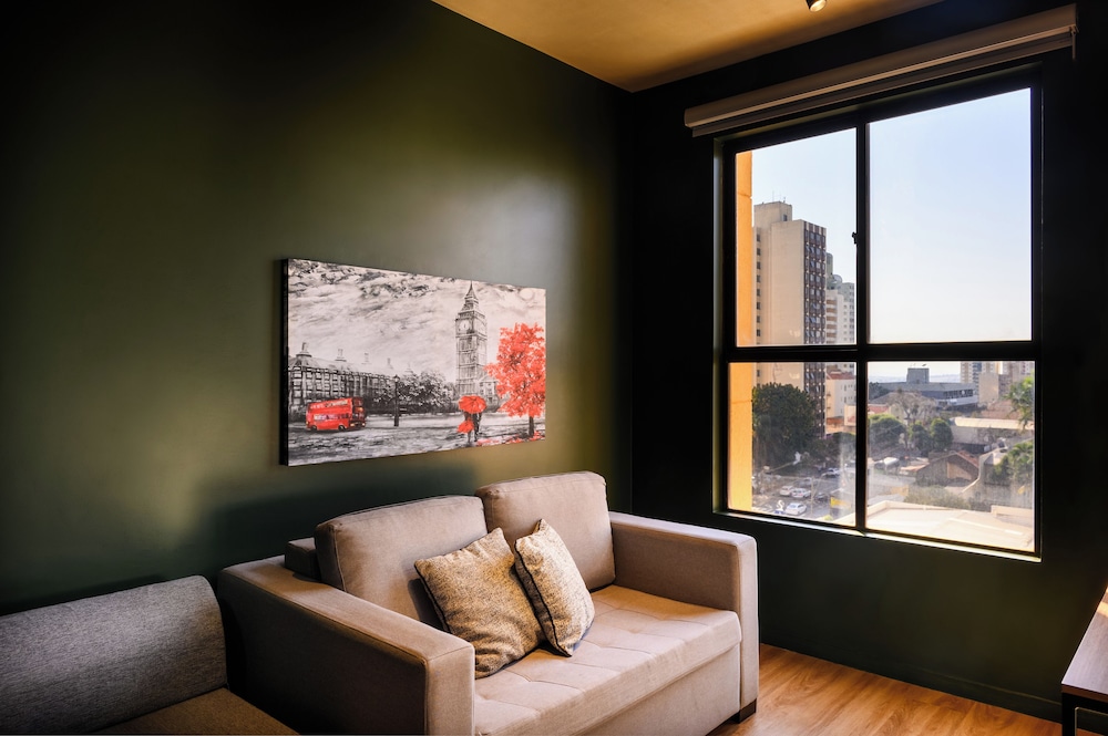 Superior Studio, Ensuite, City View photo 3
