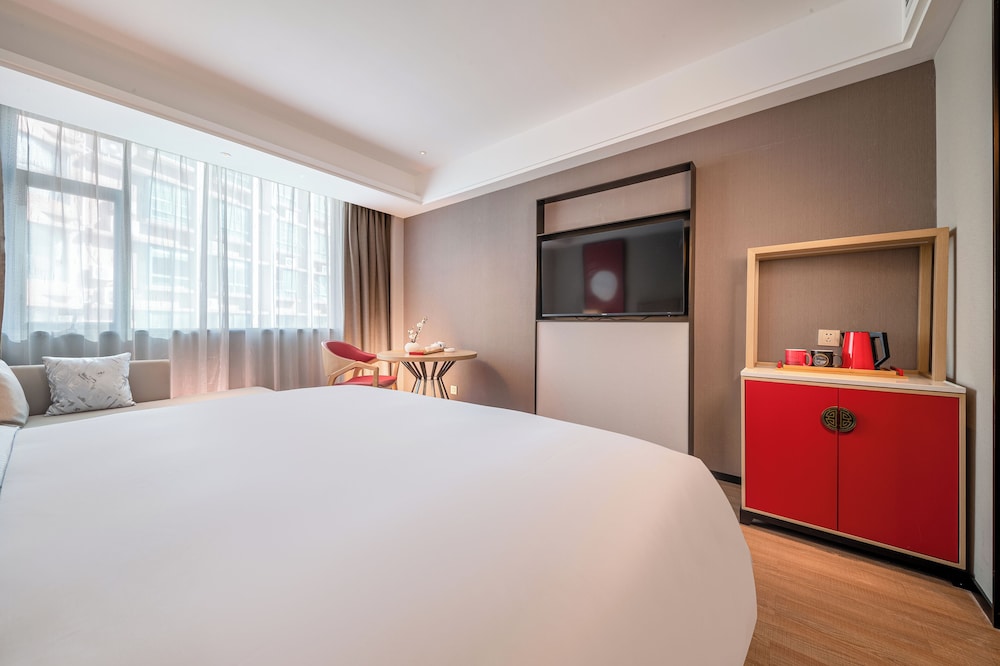Standard Single Room, City View photo 3