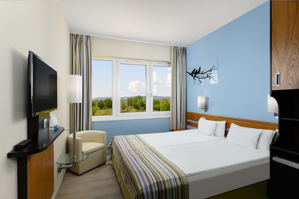 Superior Room - Photo 1
