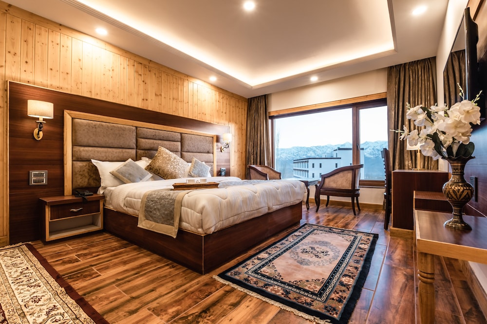 Premier Room - Photo 10
