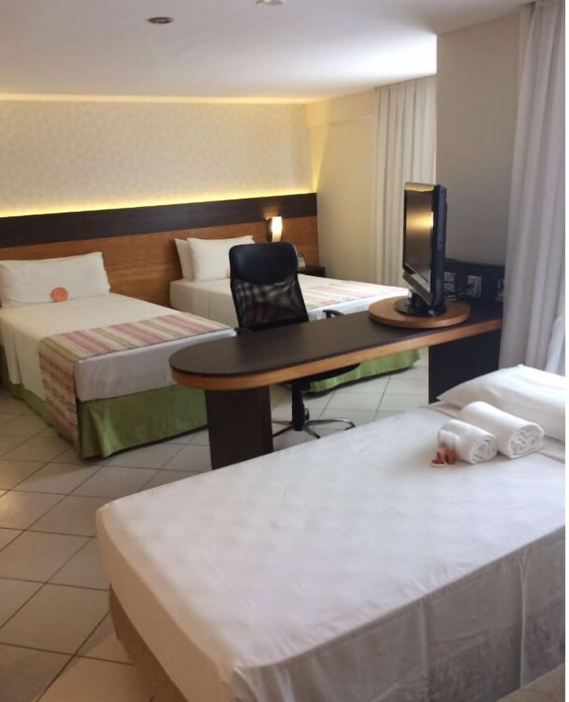 Deluxe Twin Room - Photo 2