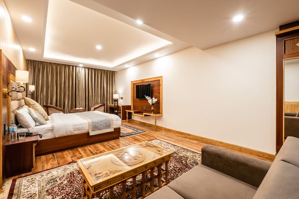 Premier Room - Photo 4