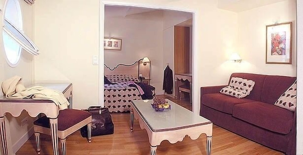 Suite photo 1