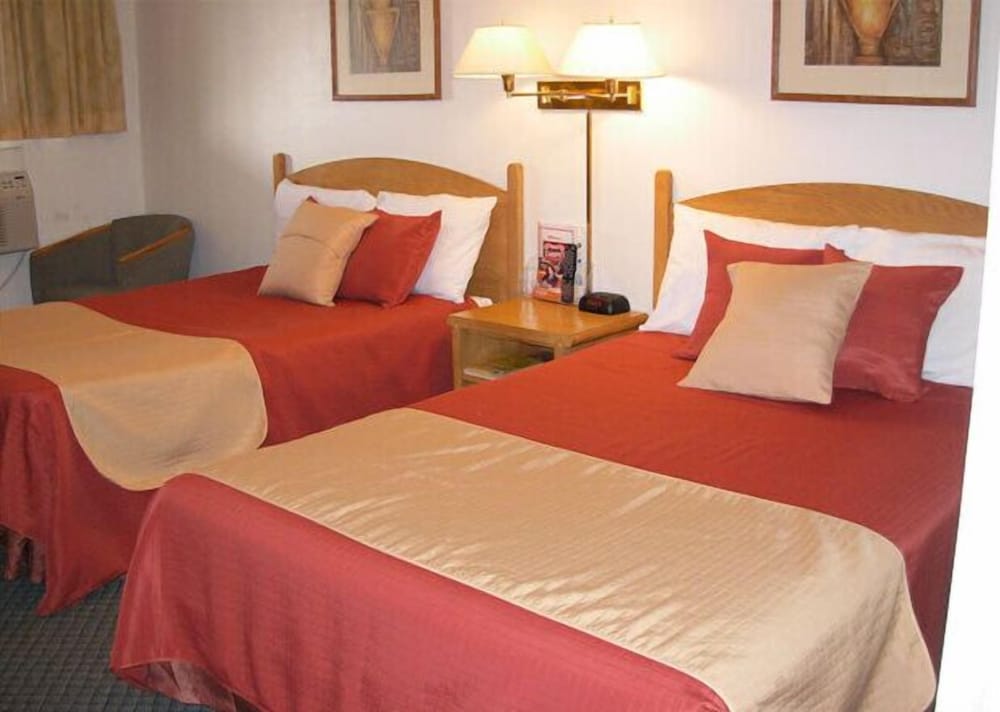 Standard Room with 2 Beds, Non Smoking photo 1