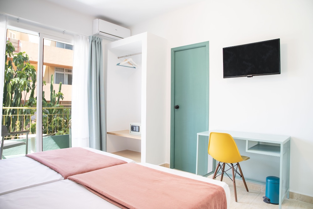 Superior Double Room - Photo 2